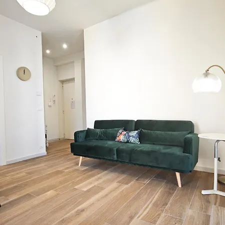 L'oasi 157 * باري